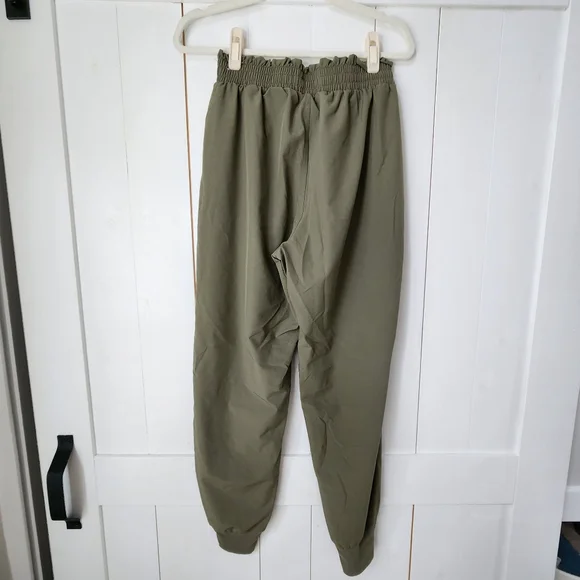 A&F Traveler Joggers - Picture 3 of 6